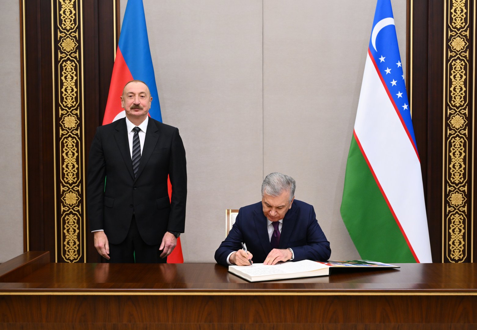 Prezidentlər İlham Əliyev və Şavkat Mirziyoyev Özbəkistanın Azərbaycandakı səfirliyinin yeni binasının açılışında iştirak ediblər (YENİLƏNİB) (FOTO/VİDEO)