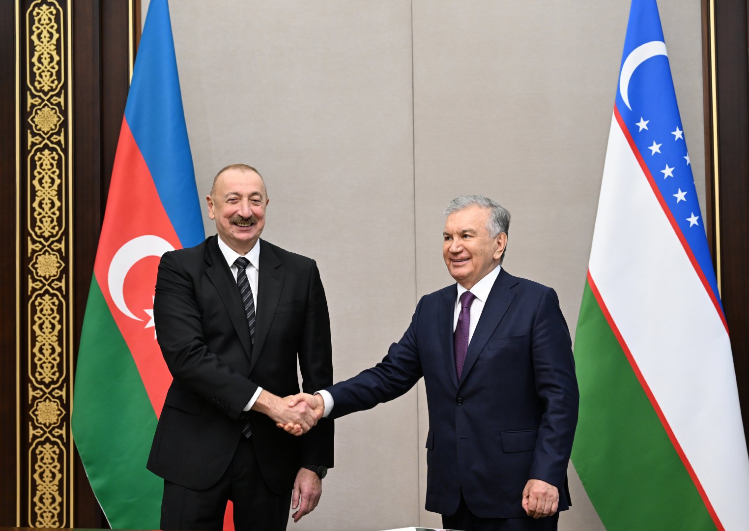 Prezidentlər İlham Əliyev və Şavkat Mirziyoyev Özbəkistanın Azərbaycandakı səfirliyinin yeni binasının açılışında iştirak ediblər (YENİLƏNİB) (FOTO/VİDEO)