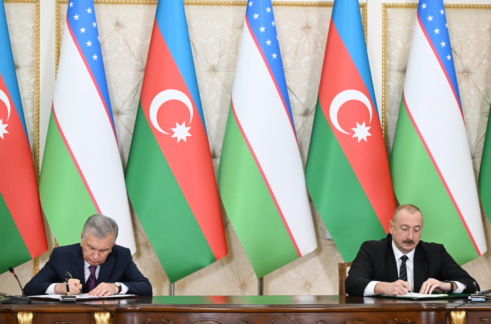 Azərbaycan və Özbəkistan arasında imzalanmış sənədlər mübadilə edilib (FOTO/VİDEO) (YENİLƏNİB)
