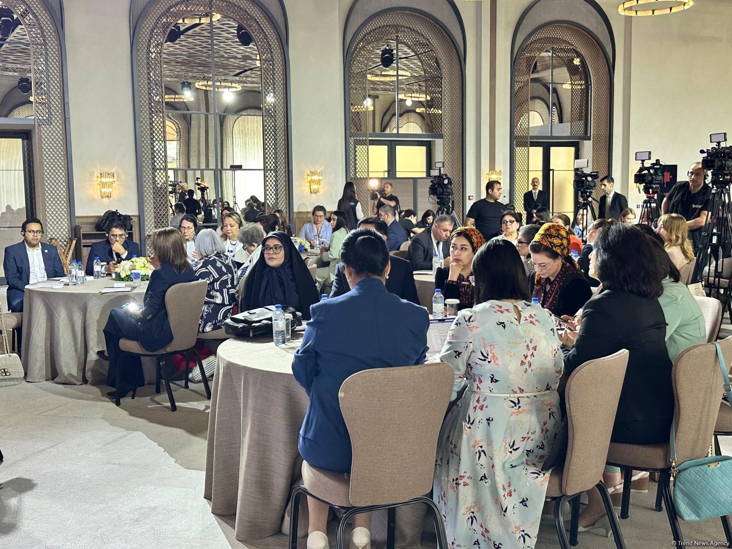 Laçında İqtisadi Əməkdaşlıq Təşkilatının Qadınlar Forumu keçirilir (FOTO)