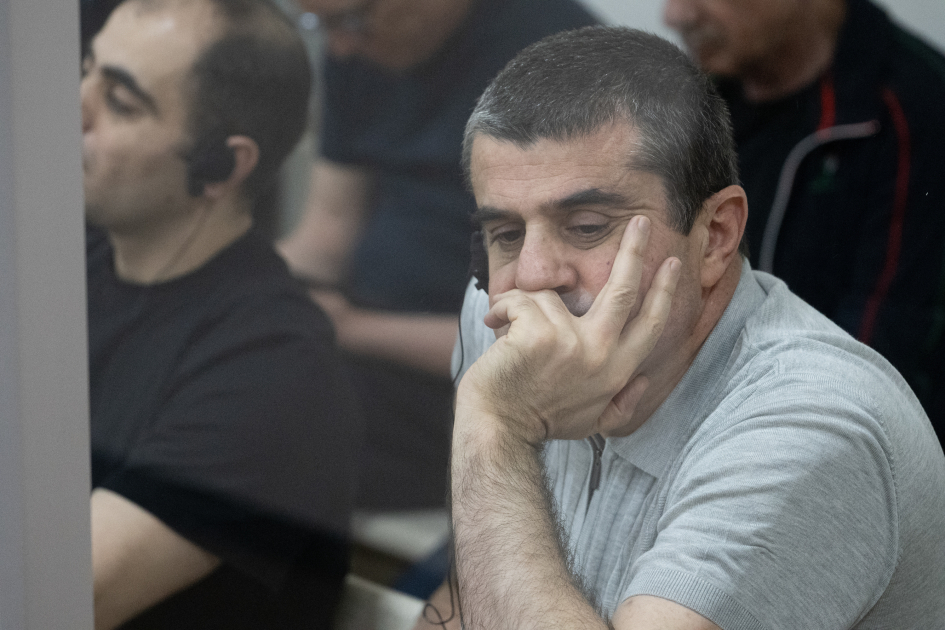 Ermənistan silahlı qüvvələrinin əsir və girov götürdükləri azərbaycanlılara verdiyi işgəncələrlə bağlı məhkəmədə ifadələr dinlənilib (FOTO)