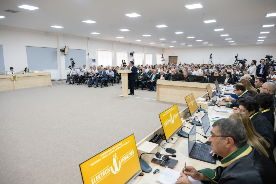 Ermənistan silahlı qüvvələrinin əsir və girov götürdükləri azərbaycanlılara verdiyi işgəncələrlə bağlı məhkəmədə ifadələr dinlənilib (FOTO)