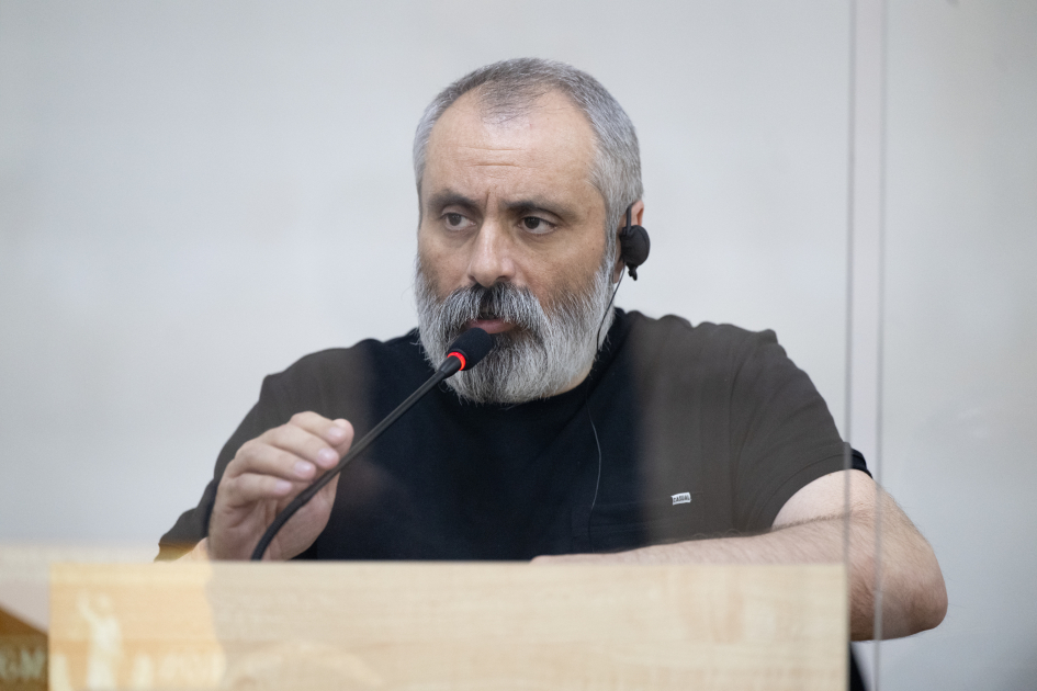 Ermənistan silahlı qüvvələrinin əsir və girov götürdükləri azərbaycanlılara verdiyi işgəncələrlə bağlı məhkəmədə ifadələr dinlənilib (FOTO)