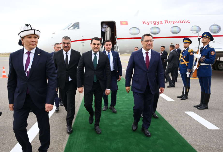Qırğızıstan Prezidenti Sadır Japarov Azərbaycana səfər gəlib