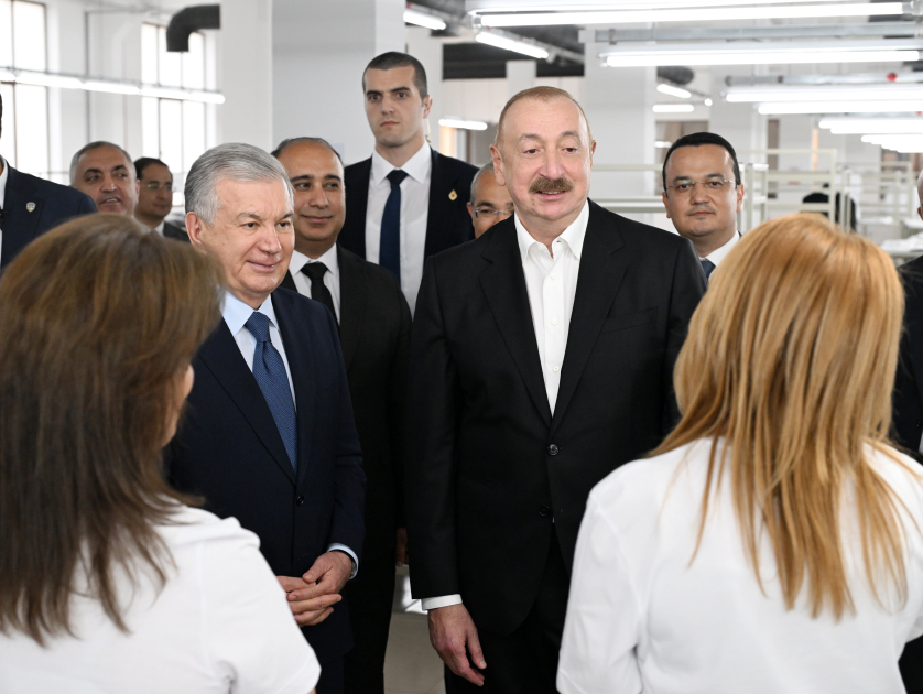Prezident İlham Əliyev və Prezident Şavkat Mirziyoyev Xankəndidəki “Businesstex JV” tikiş fabrikinin fəaliyyəti ilə tanış olublar (FOTO)