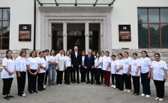 Prezident İlham Əliyev və Prezident Şavkat Mirziyoyev Xankəndidəki “Businesstex JV” tikiş fabrikinin fəaliyyəti ilə tanış olublar (FOTO)