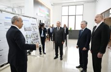 Prezident İlham Əliyev və Prezident Şavkat Mirziyoyev Xankəndidəki “Businesstex JV” tikiş fabrikinin fəaliyyəti ilə tanış olublar (FOTO)