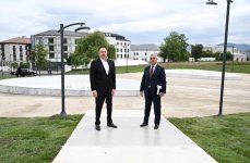 Prezident İlham Əliyev Xankəndidə Zəfər parkında görülən tikinti işləri ilə tanış olub (FOTO/VİDEO)