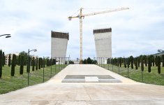 Prezident İlham Əliyev Xankəndidə Zəfər parkında görülən tikinti işləri ilə tanış olub (FOTO/VİDEO)