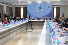 “İrəvan xanlığının mətbəxi” kitabının ingilis dilində nəşri təqdim olunub (FOTO)