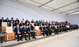 Prezident İlham Əliyev və ECO-nun 17-ci Zirvə görüşünün iştirakçıları Ağdamdakı “İmarət” Kompleksində Qarabağ atlarının “Zəfər” şousunu izləyiblər (FOTO/VİDEO)