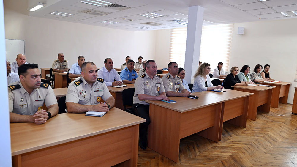 MMU-da NATO proqramı çərçivəsində treninqlər keçirilib (FOTO)