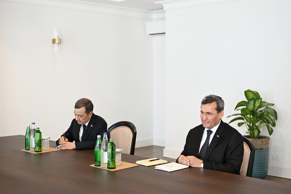 Prezident İlham Əliyev Xankəndidə Türkmənistanın Nazirlər Kabineti Sədrinin müavinini qəbul edib (FOTO)