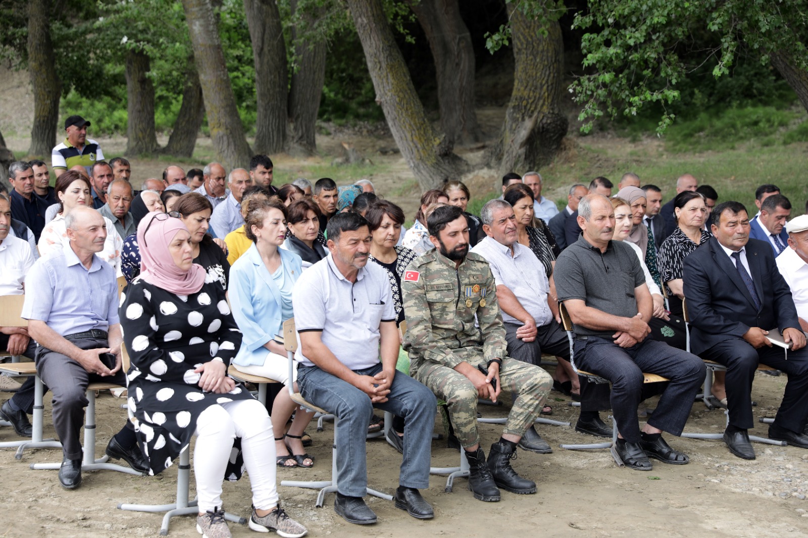 Xaçmazın Qalağan kəndində sakinlərin müraciət və təklifləri dinlənilib (FOTO)