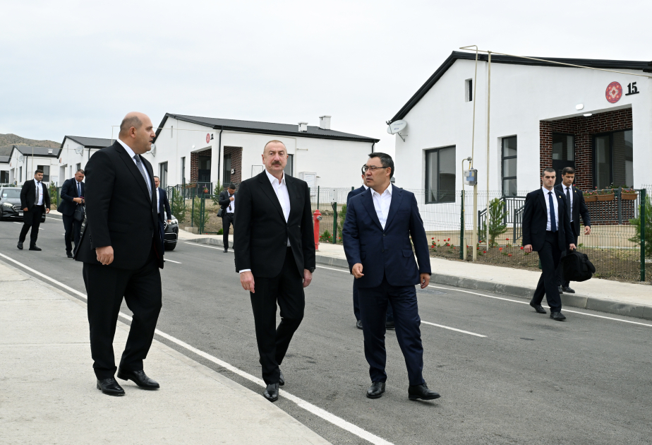 Prezident İlham Əliyev və Prezident Sadır Japarov Ağdam rayonunun Xıdırlı kəndinin 1-ci mərhələsinin açılışında iştirak ediblər (FOTO/VİDEO) (YENİLƏNİB)