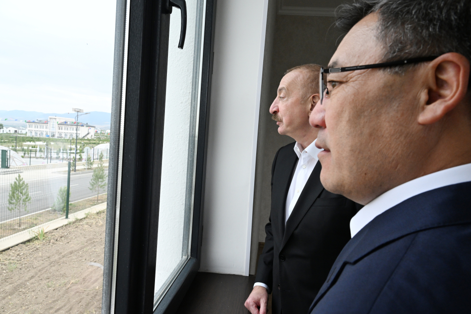 Prezident İlham Əliyev və Prezident Sadır Japarov Ağdam rayonunun Xıdırlı kəndinin 1-ci mərhələsinin açılışında iştirak ediblər (FOTO/VİDEO) (YENİLƏNİB)