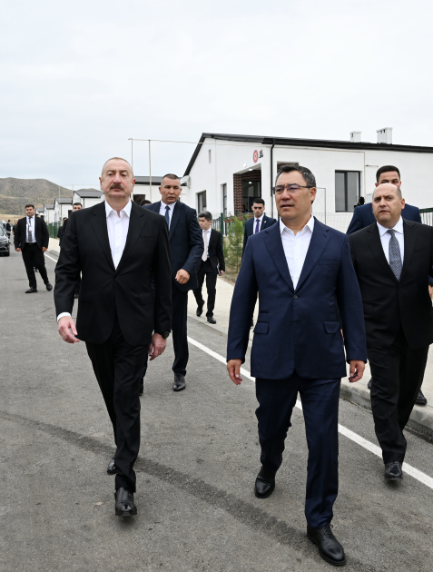 Prezident İlham Əliyev və Prezident Sadır Japarov Ağdam rayonunun Xıdırlı kəndinin 1-ci mərhələsinin açılışında iştirak ediblər (FOTO/VİDEO) (YENİLƏNİB)