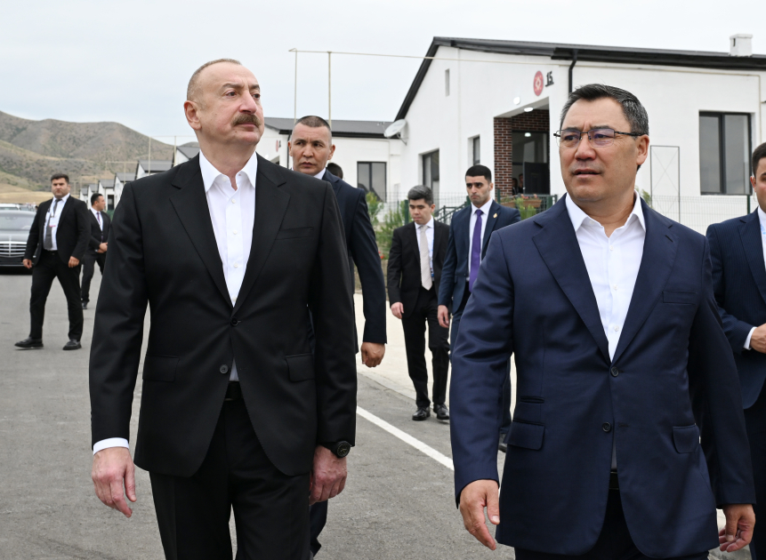 Prezident İlham Əliyev və Prezident Sadır Japarov Ağdam rayonunun Xıdırlı kəndinin 1-ci mərhələsinin açılışında iştirak ediblər (FOTO/VİDEO) (YENİLƏNİB)