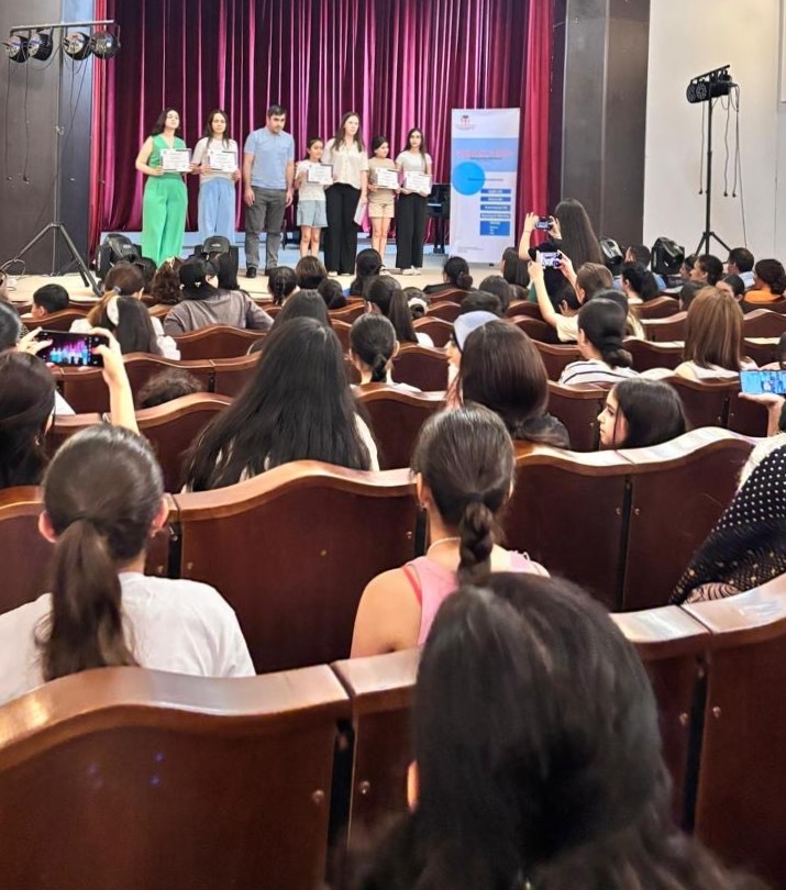 “Qardabani Təhsil və İnteqrasiya Mərkəzi”ndə 2024–2025-ci tədris ilinin yekun tədbiri keçirilib (FOTO)