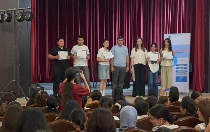 “Qardabani Təhsil və İnteqrasiya Mərkəzi”ndə 2024–2025-ci tədris ilinin yekun tədbiri keçirilib (FOTO)