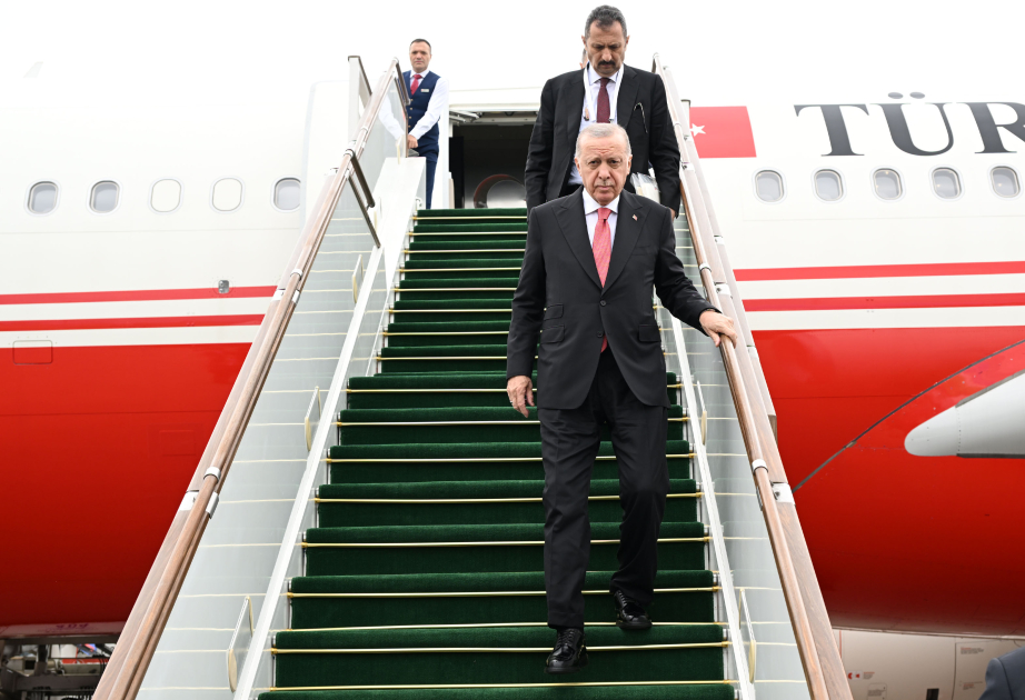 Türkiyə Prezidenti Rəcəb Tayyib Ərdoğan Azərbaycana səfərə gəlib (FOTO)