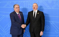 Prezident İlham Əliyev Xankəndi şəhərində İqtisadi Əməkdaşlıq Təşkilatının 17-ci Zirvə görüşündə çıxış edib (FOTO/VİDEO) (YENİLƏNİB-7)