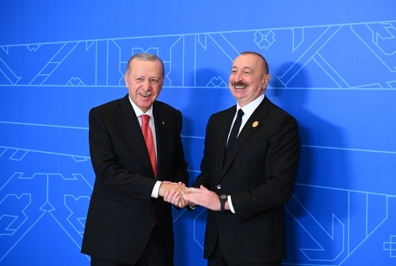 Prezident İlham Əliyev Xankəndi şəhərində İqtisadi Əməkdaşlıq Təşkilatının 17-ci Zirvə görüşündə çıxış edib (FOTO/VİDEO) (YENİLƏNİB-6)