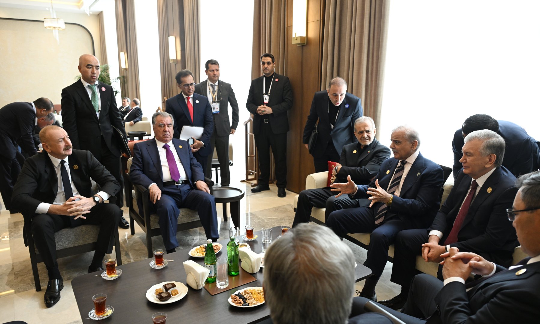 Prezident İlham Əliyev Xankəndi şəhərində İqtisadi Əməkdaşlıq Təşkilatının 17-ci Zirvə görüşündə çıxış edib (FOTO/VİDEO) (YENİLƏNİB-6)