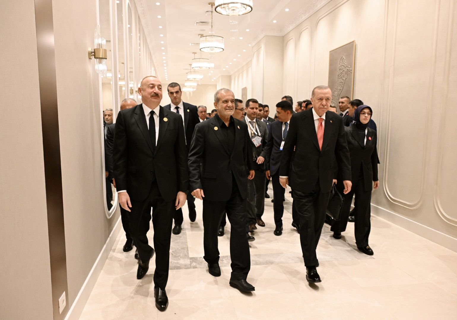 Prezident İlham Əliyev Xankəndi şəhərində İqtisadi Əməkdaşlıq Təşkilatının 17-ci Zirvə görüşündə çıxış edib (FOTO/VİDEO) (YENİLƏNİB-6)