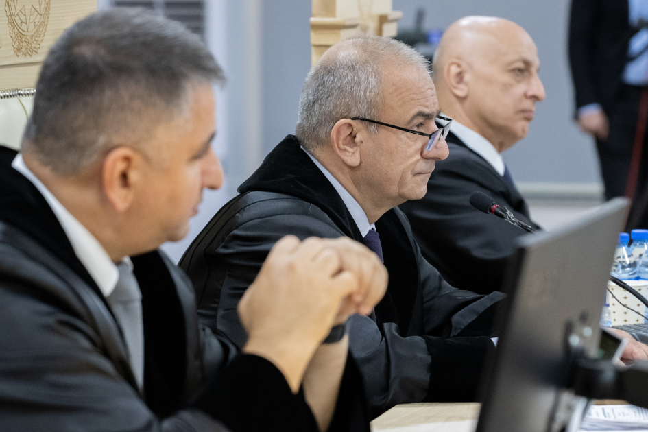 Ermənistan silahlı qüvvələrinin Kəlbəcərdə dinc əhalini, uşaqları atəşə tutması ilə bağlı zərərçəkmiş şəxslər məhkəmədə ifadə veriblər (FOTO)
