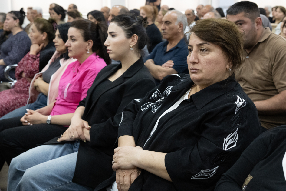 Ermənistan silahlı qüvvələrinin Kəlbəcərdə dinc əhalini, uşaqları atəşə tutması ilə bağlı zərərçəkmiş şəxslər məhkəmədə ifadə veriblər (FOTO)