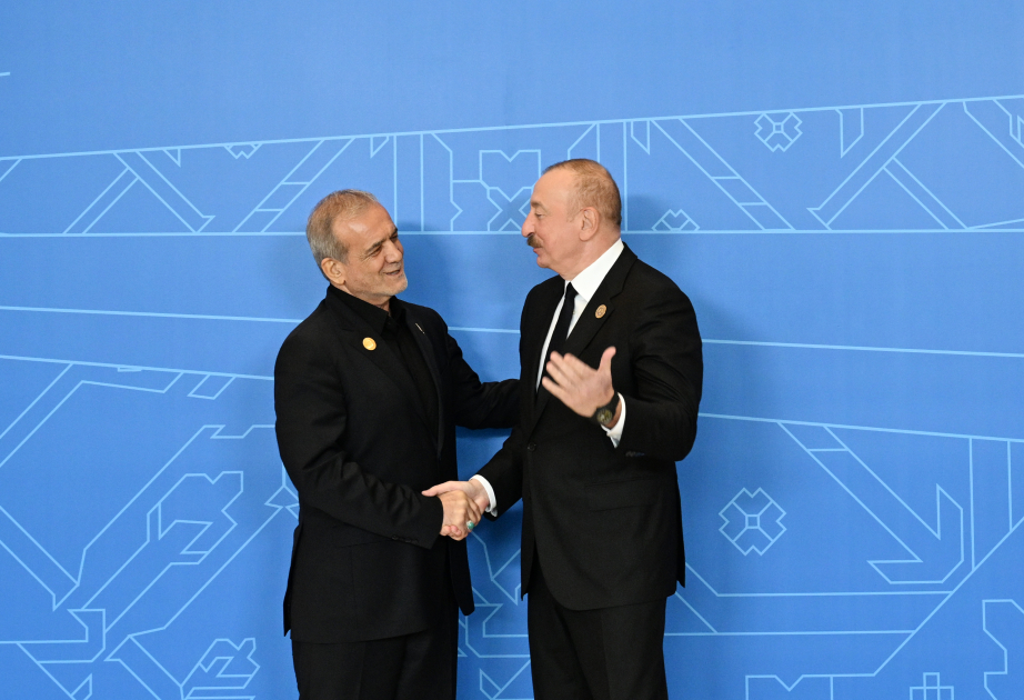 Prezident İlham Əliyev Xankəndi şəhərində İqtisadi Əməkdaşlıq Təşkilatının 17-ci Zirvə görüşündə çıxış edib (FOTO/VİDEO) (YENİLƏNİB-7)