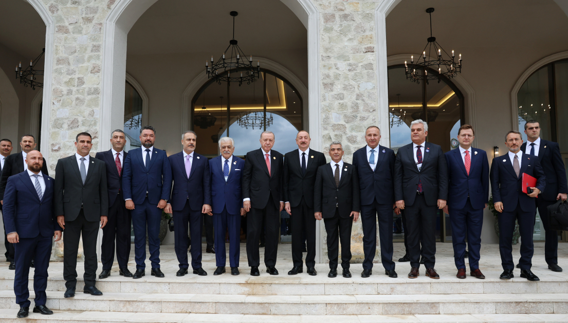 Prezident İlham Əliyev Xankəndi şəhərində İqtisadi Əməkdaşlıq Təşkilatının 17-ci Zirvə görüşündə çıxış edib (FOTO/VİDEO) (YENİLƏNİB-7)
