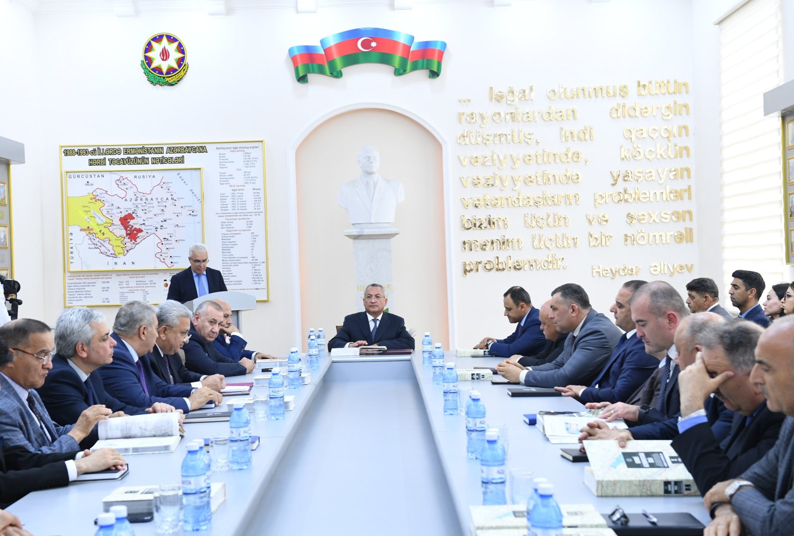 Dövlət Komitəsində Qərbi Azərbaycanla bağlı kitabın təqdimat mərasimi keçirilib (FOTO)