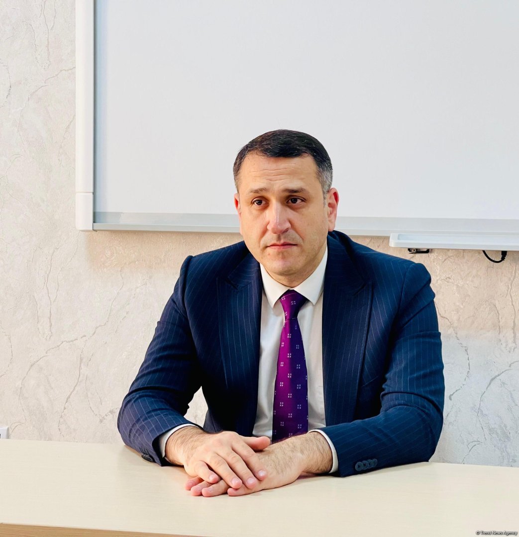 Naxçıvanda ambulanslara daxili və xarici müşahidə kameraları quraşdırılıb - Nazir