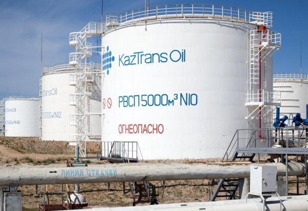 Qazaxıstanın “KazTransOil” şirkəti Qırğızıstana ilk tranzit neft tədarükünü həyata keçirib