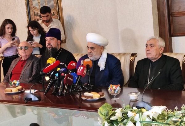 Qarabağda bütün məbədlər ayrı-seçkilik olmadan bərpa olunur - Allahşükür Paşazadə