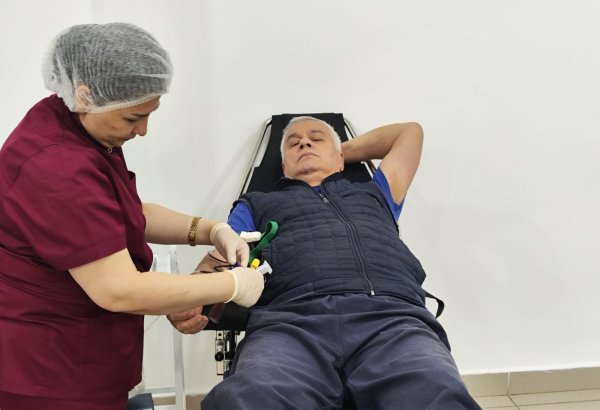 Aşura günü ilə əlaqədar qanvermə aksiyası başlayıb (FOTO)