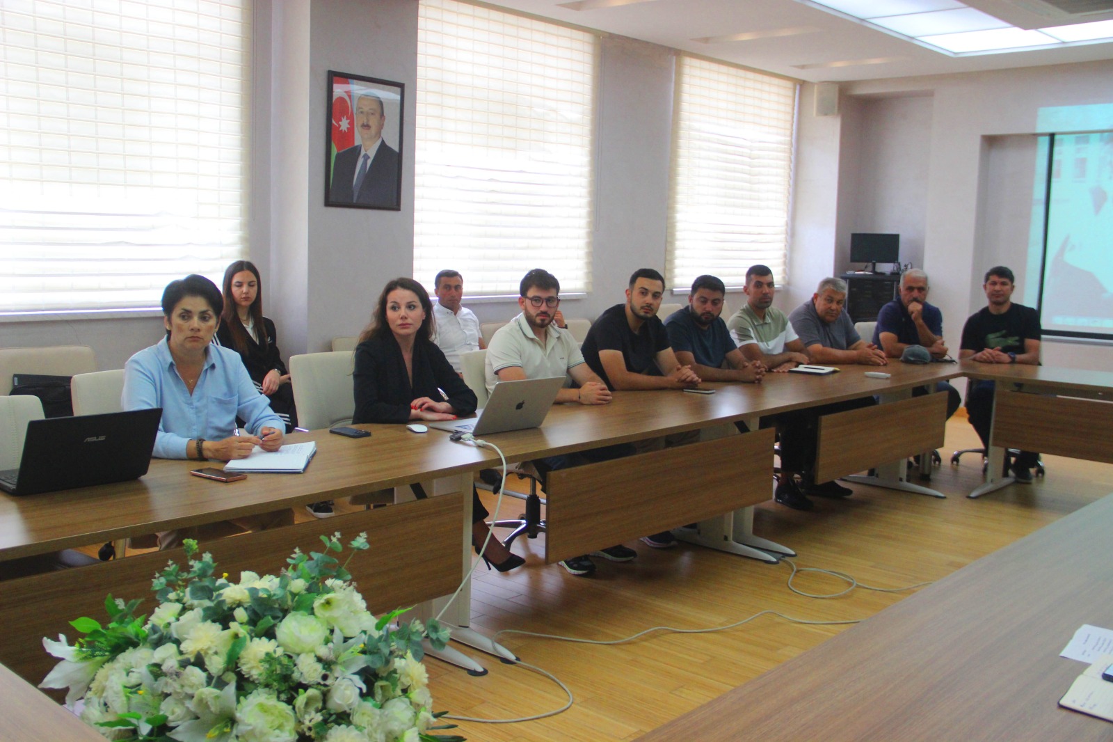 AzVİF və Elm və Təhsil Nazirliyi arasında əməkdaşlıq: rayonlarda velosiped bölmələri yaradılır (FOTO)