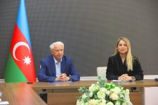 AzVİF və Elm və Təhsil Nazirliyi arasında əməkdaşlıq: rayonlarda velosiped bölmələri yaradılır (FOTO)