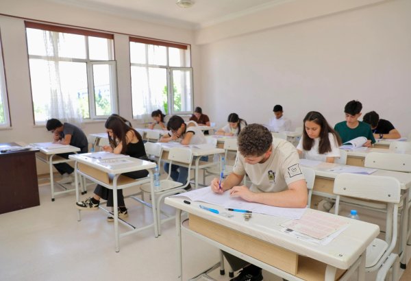 II və III ixtisas qrupları üzrə qəbul imtahanları keçirilib (FOTO)