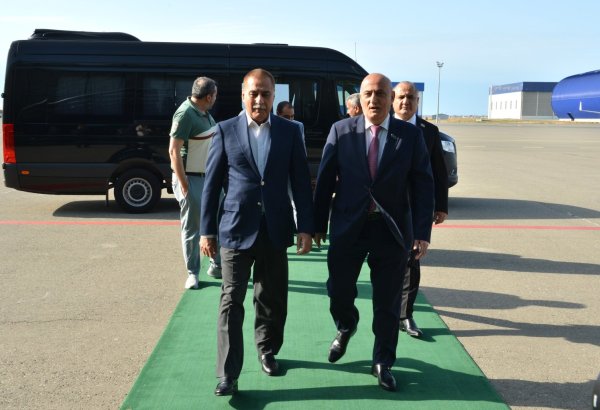 Pakistan Milli Assambleyasının sədri Azərbaycana rəsmi səfərə gəlib (FOTO)