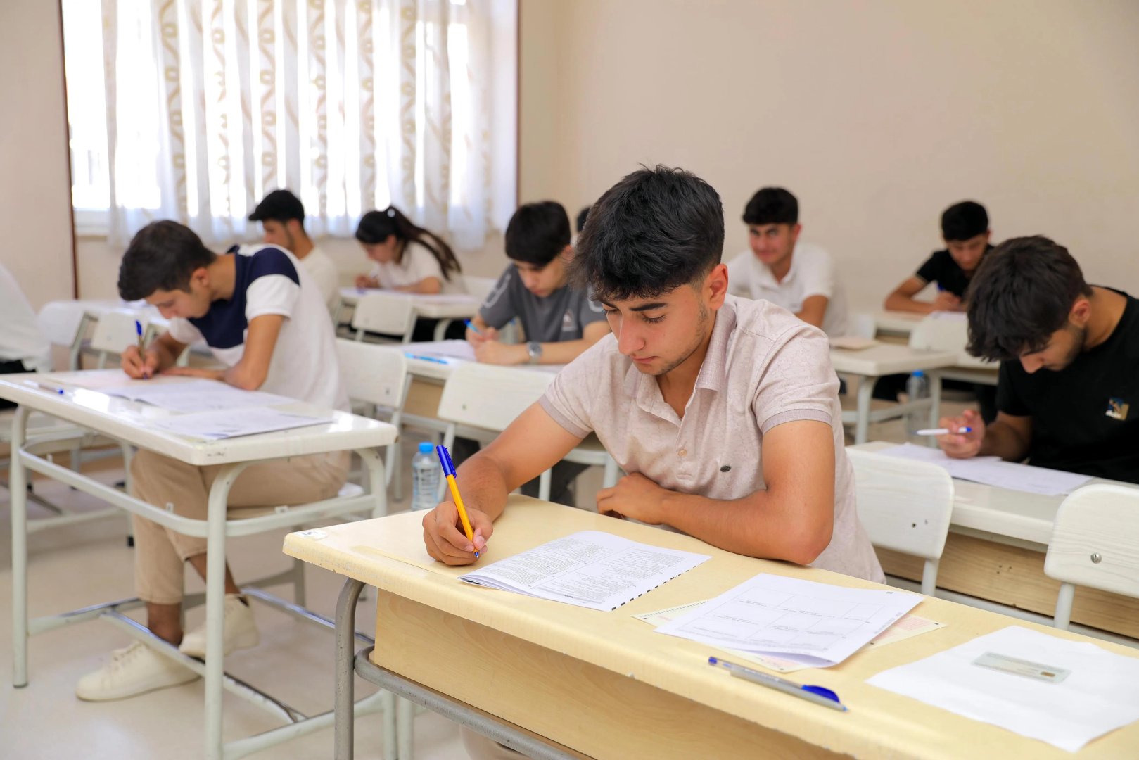 II və III ixtisas qrupları üzrə qəbul imtahanları keçirilib (FOTO)