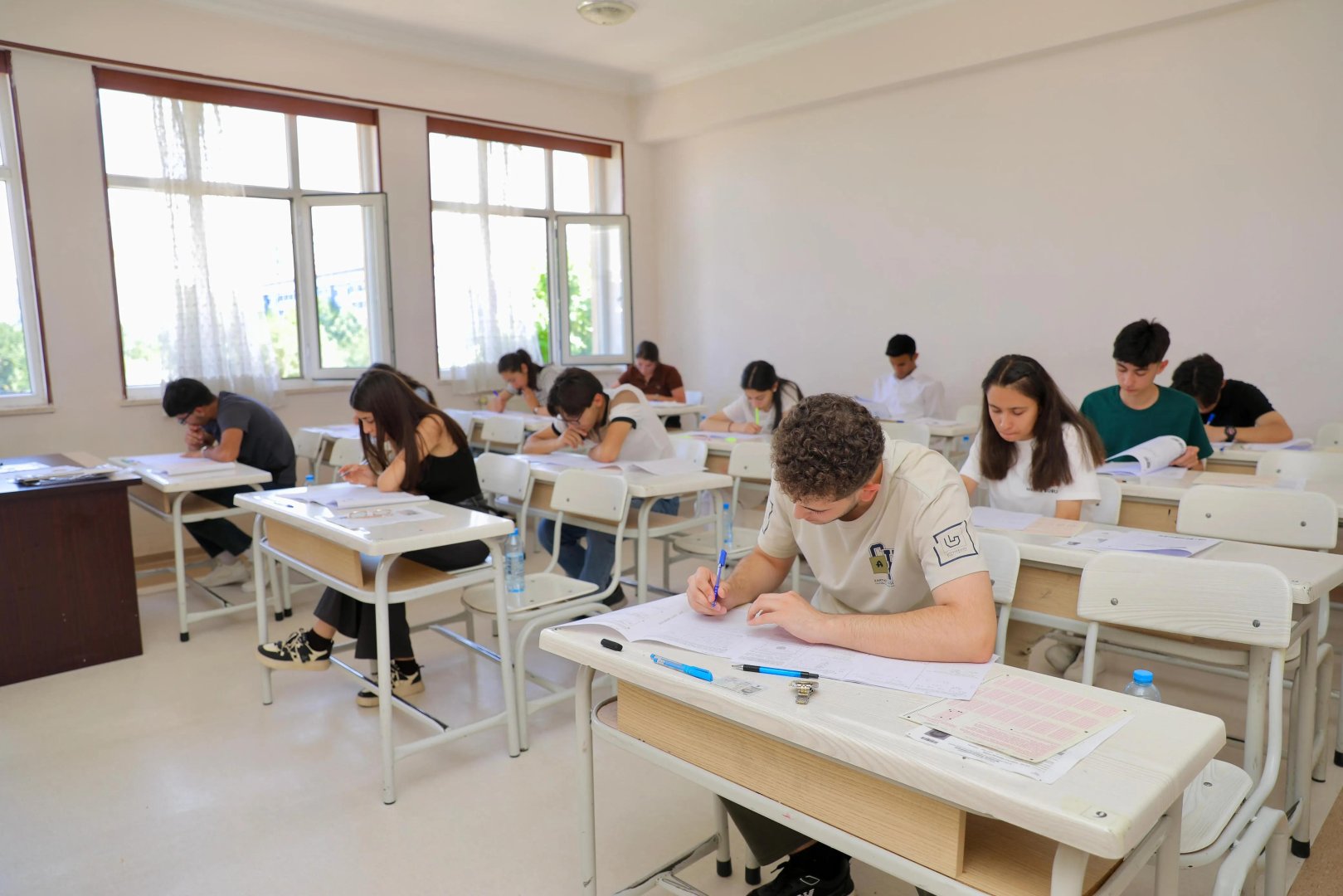II və III ixtisas qrupları üzrə qəbul imtahanları keçirilib (FOTO)