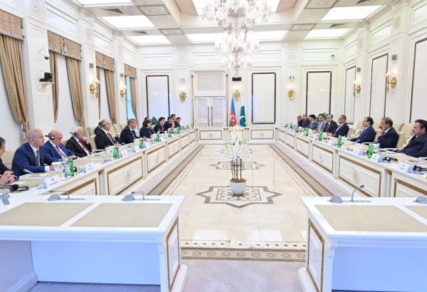 Azərbaycan və Pakistan arasında strateji münasibətlərın hazırkı vəziyyəti müzakirə olunub (FOTO)