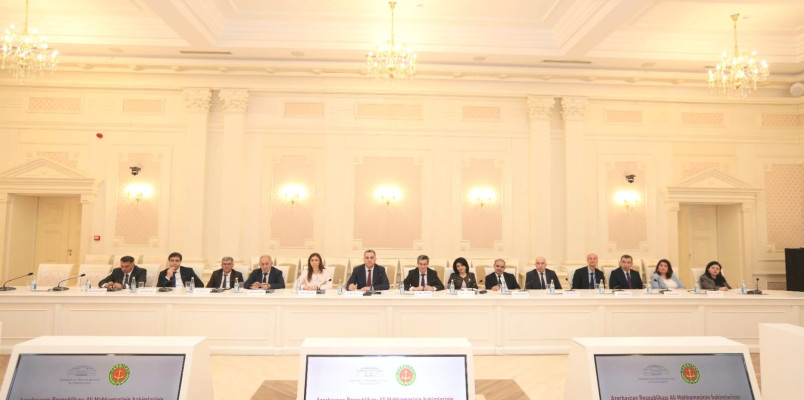 Ali Məhkəmədə Türkiyə Respublikası Ali Məhkəməsinin sədr müavininin başçılıq etdiyi nümayəndə heyəti ilə görüş keçirilib (FOTO)