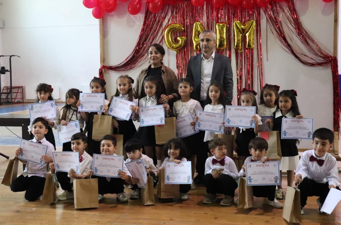 Marneulidəki soydaşlarımızın təhsili diqqət mərkəzindədir (FOTO)