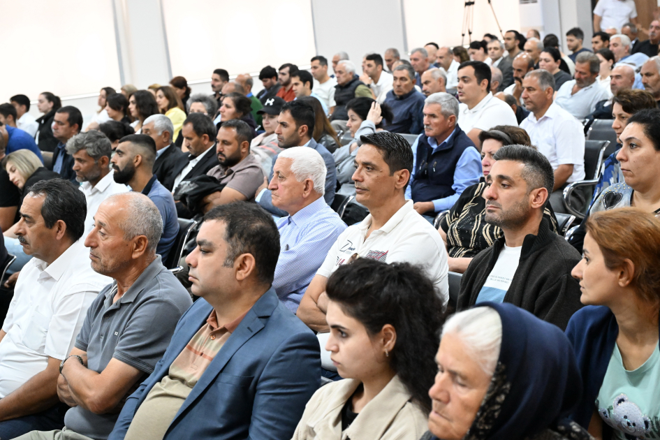 Ermənistan silahlı qüvvələrinin Azərbaycan ərazilərini işğal etməsi nəticəsində zərər çəkmiş şəxslər məhkəmədə ifadə veriblər (FOTO)