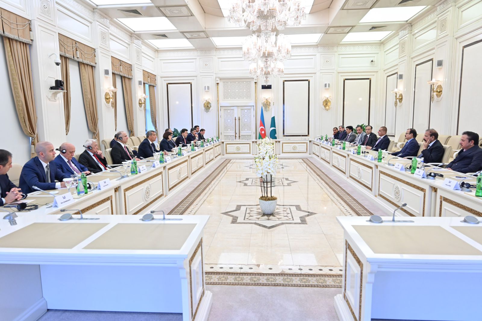 Azərbaycan və Pakistan arasında strateji münasibətlərın hazırkı vəziyyəti müzakirə olunub (FOTO)