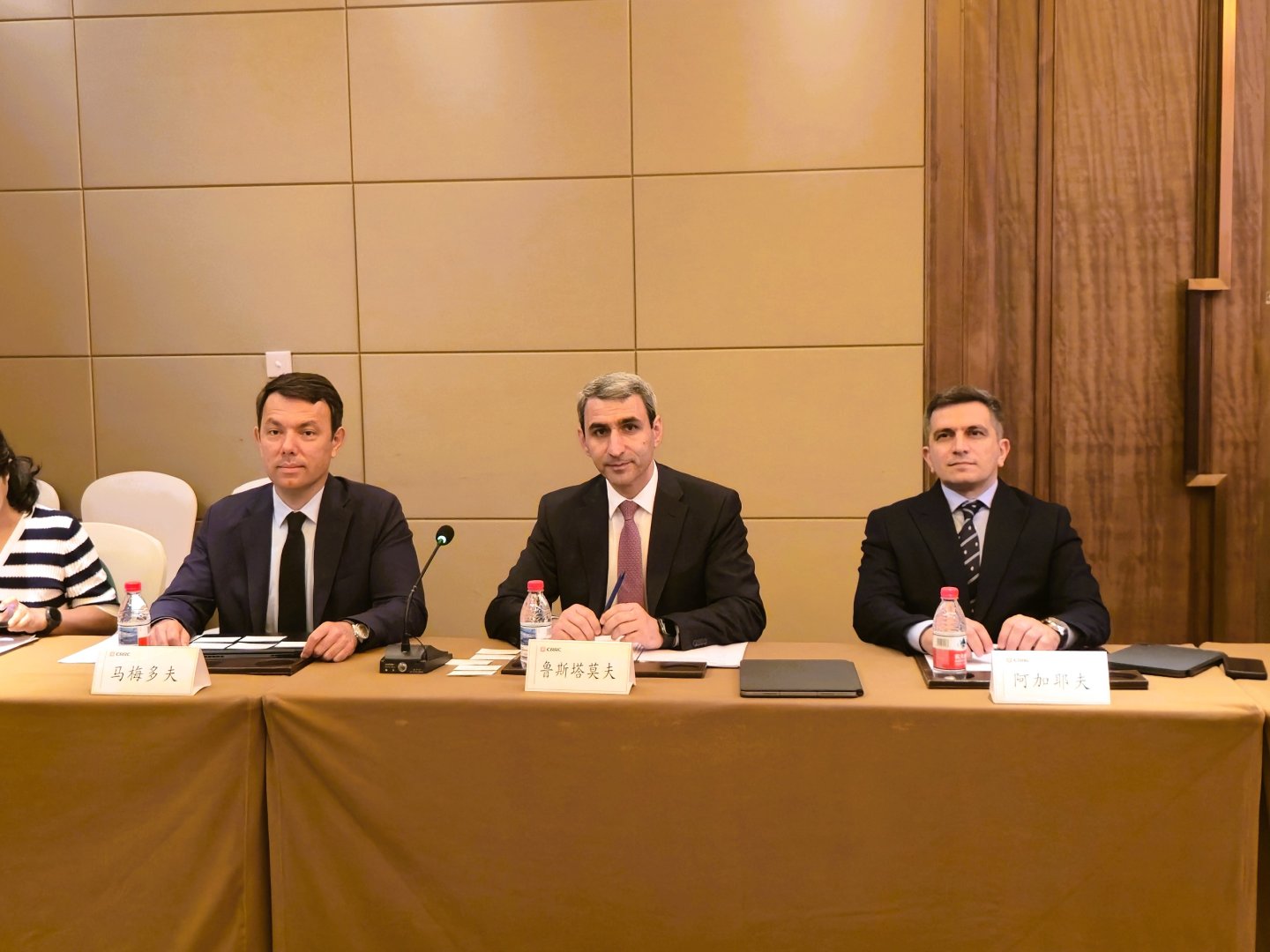 Tranzit daşımalarda artan imkanlar: ADY Çin şirkətləri ilə əməkdaşlığı gücləndirir (FOTO)